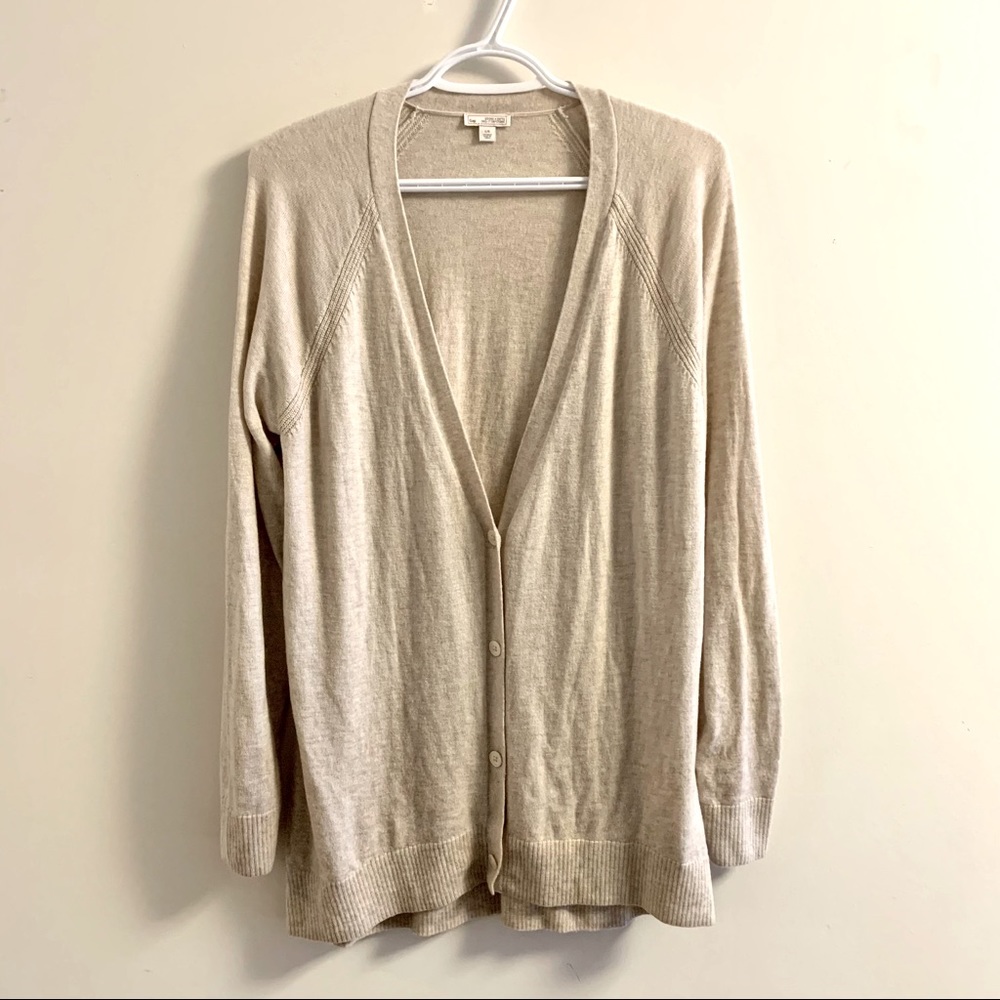 Large Gap tan cardigan sweater
